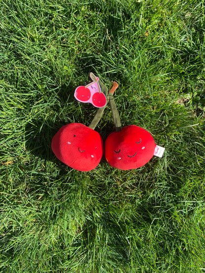 Cerises en peluche